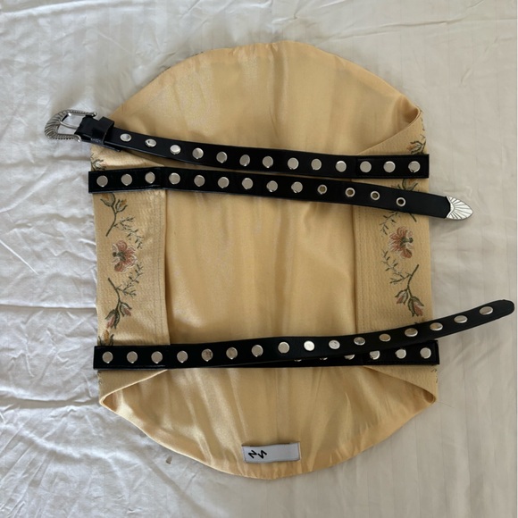 Open back Corset top - Picture 4 of 4